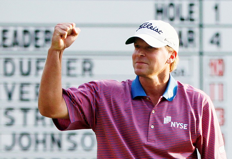 Steve Stricker celebrates after a birdie on the 18th hole at TPC Boston gave him a victory at the Deutsche Bank Championship.