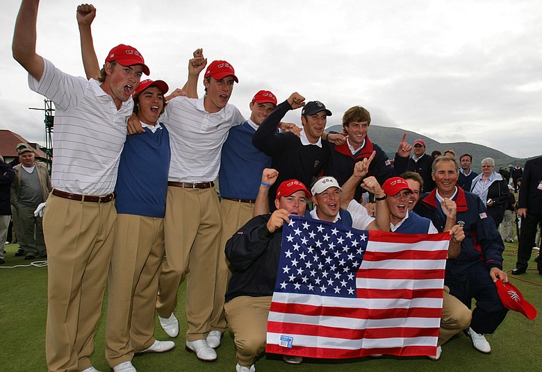 Team USA celebrates on the 18th green at Royal County Down after winning the 2007 Walker Cup.