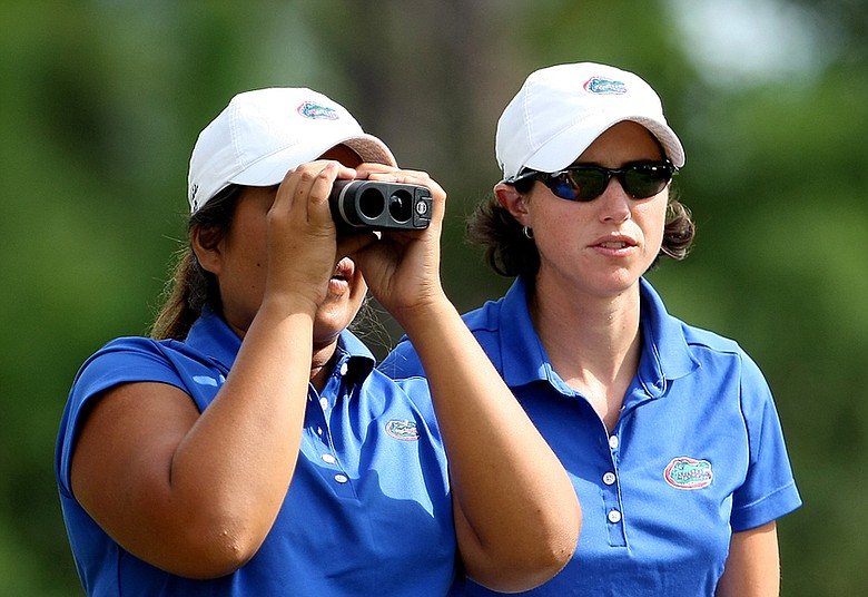 University of Florida head coach Jan Dowling, right, and Mia Piccio during the Hooters Collegiate Match Play Championship.