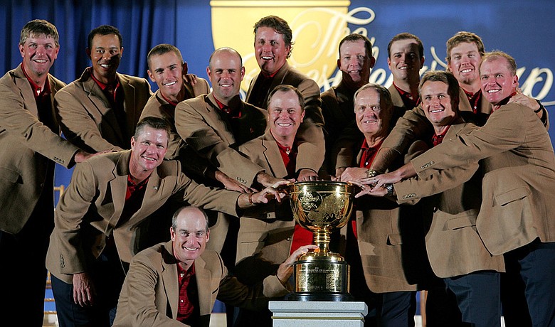 Team USA celebrates after winning the 2007 Presidents Cup.