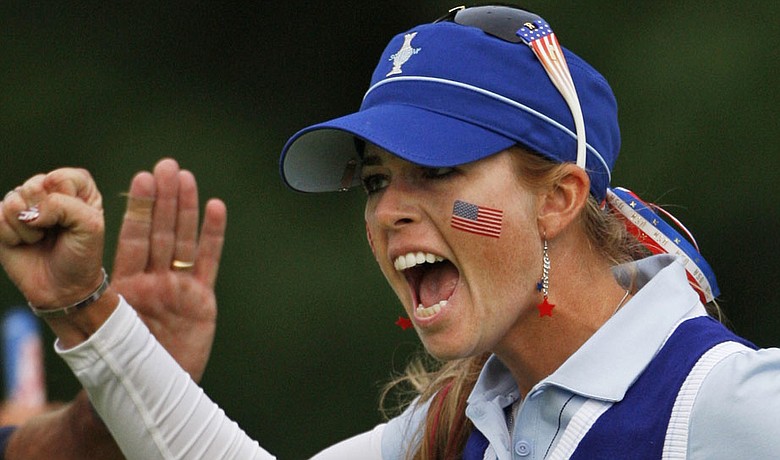 Paula Creamer celebrates after making a putt during the 2009 Solheim Cup.
