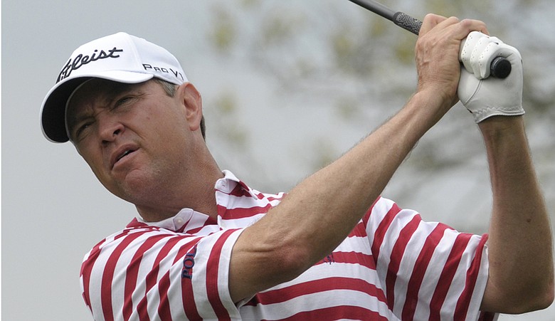 Davis Love III holds a share of the first-round lead with J.B. Holmes at the Arnold Palmer Invitational.
