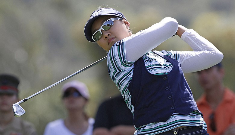 Hee Kyung Seo opened up a five-stroke lead Saturday at the Kia Classic.
