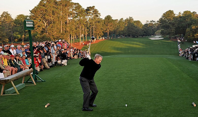 Jack Nicklaus hits the opening tee shot of the 2010 Masters.