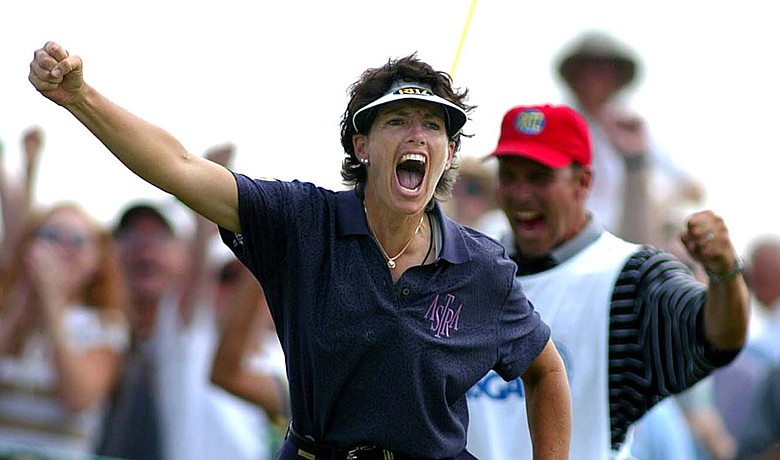 Julie Inkster makes birdie on No. 16 during the final round of the 2002 U.S. Women's Open at Prairie Dunes.