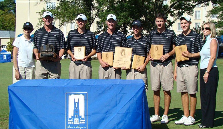 The Iowa Hawkeyes after winning the Rod Myers Invitational on Oct. 11.