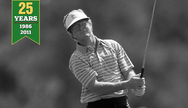 Tom Kite drives during the 1986 Masters at the Augusta National Golf Club in Augusta, Georgia.