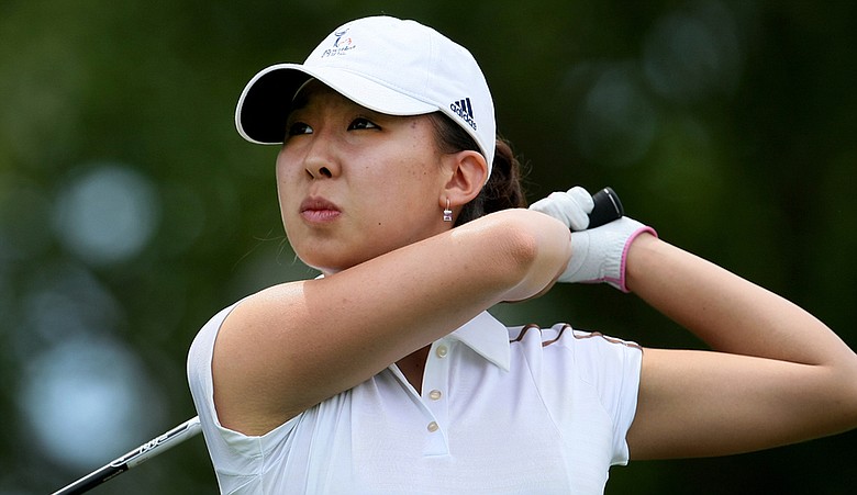 Nicole Zhang tees off at the U.S. Women's Amateur in Barrington, R.I.