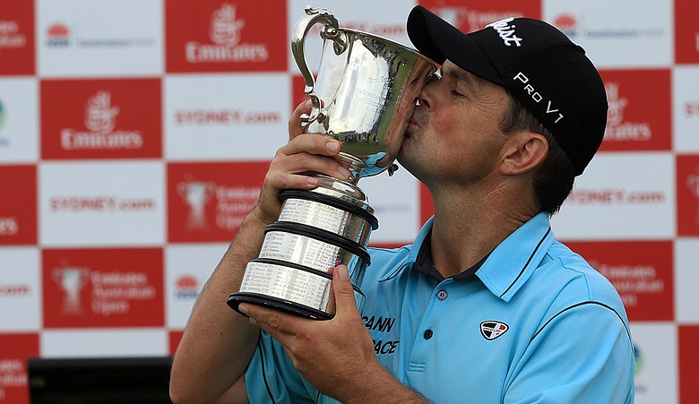 Greg Chalmers with the Australian Open trophy.