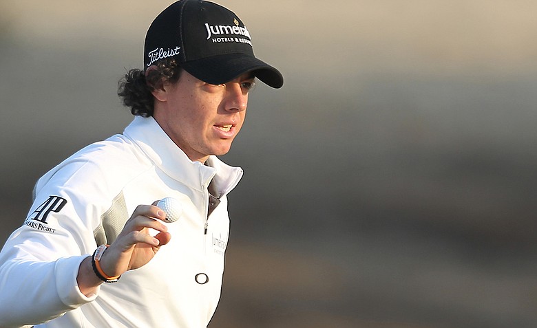 Rory McIlroy shot a 5-under 67 in the first round in Abu Dhabi.