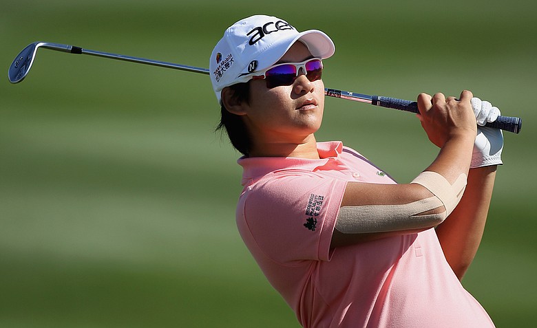 Yani Tseng watches her third shot on the 15th hole during the second round of the RR Donnelley LPGA Founders Cup.