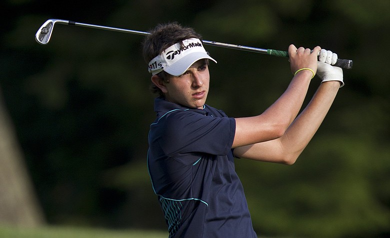 Nicolas Echavarria stormed back to win his match, 2 up, over Jacob Ross on Wednesday at the Golf Club of New England in Stratham, N.H.