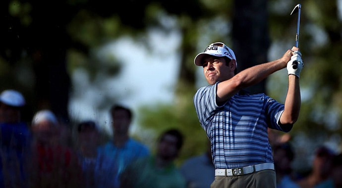 Louis Oosthuizen fired an even-par 71 to finish one shot behind Rory McIlroy at the Deutsche Bank Championship.