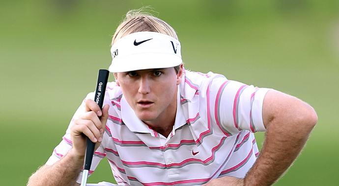 Russell Henley shares the lead heading into the final round of the Sony Open in Honolulu.