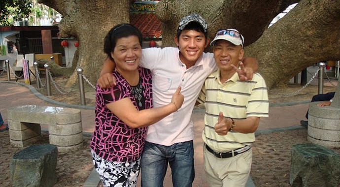 Cheng-Tsung Pan with his mother, Yueh-Mei Kang and his late father, Jung-Ho Pan.