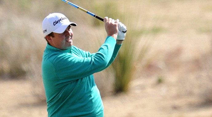 Shane Lowry dispatched of Carl Pettersson, 6 and 5, on Friday to advance to face Graeme McDowell in the third round.