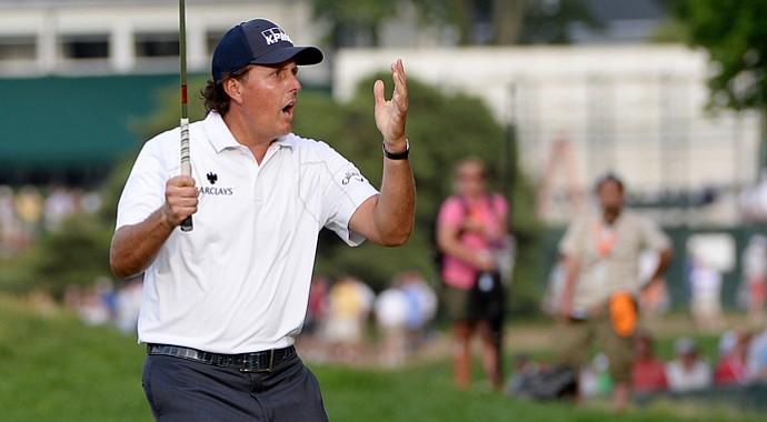 Is it Phil Mickelson's time? The five-time U.S. Open runner-up will take a one-shot lead into the final round at Merion on Sunday.
