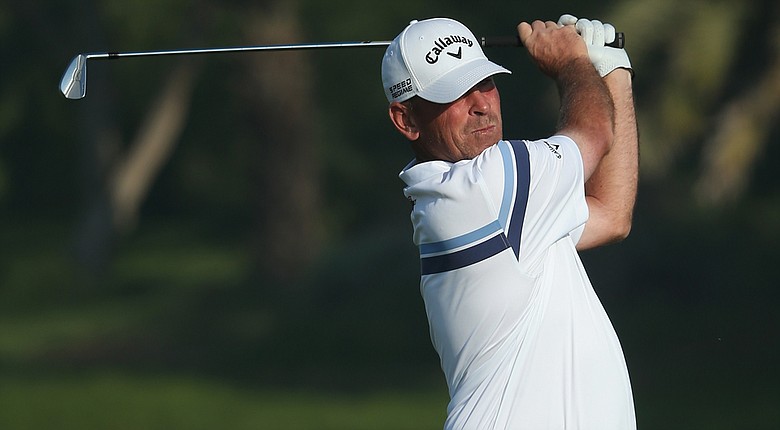 Thomas Bjorn fired a 5-under 67 on Friday to jump into contention in Abu Dhabi.
