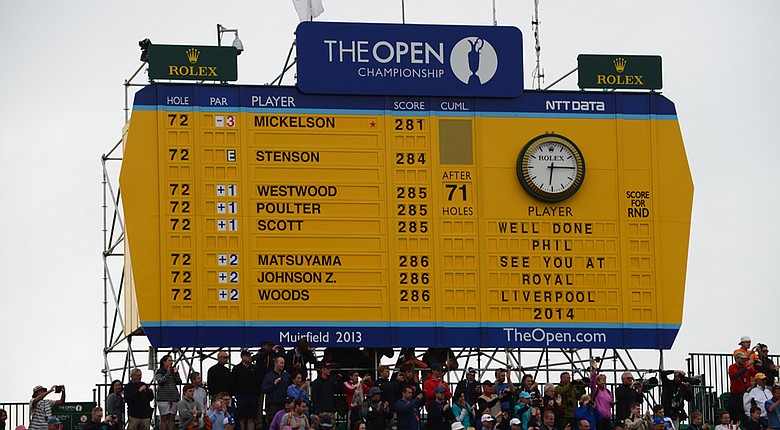 Muirfield, which hosted the Open Championship in 2013, is moving toward a vote on allowing women members.