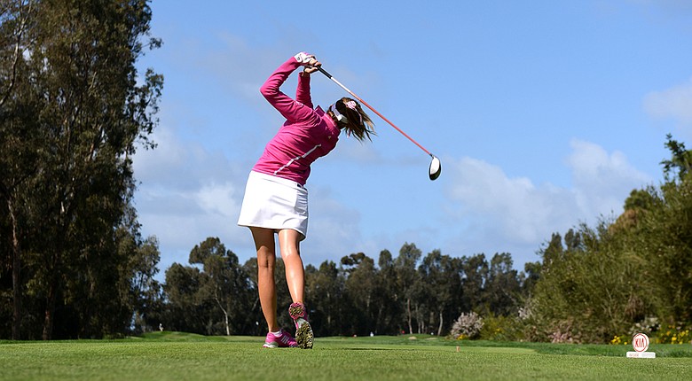 Paula Creamer fired a 5-under 67 to hold a share of the lead at the Kia Classic in Round 1.