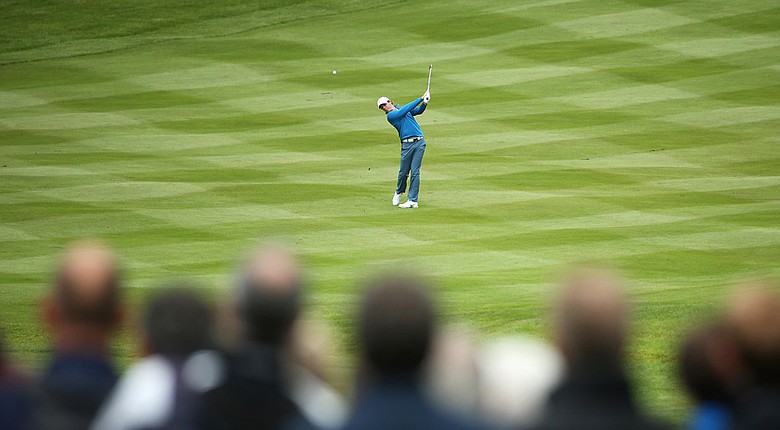 Rory McIlroy posted a 1-under 71 on Friday at the BMW PGA Championship.