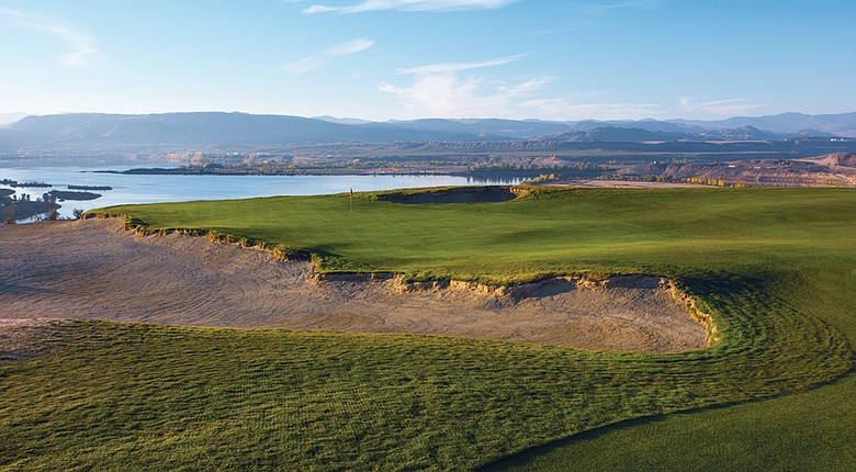 Gamble Sands’ drivable, par-4 second hole looks out over the Columbia River. The David McLay Kidd design stresses playability.