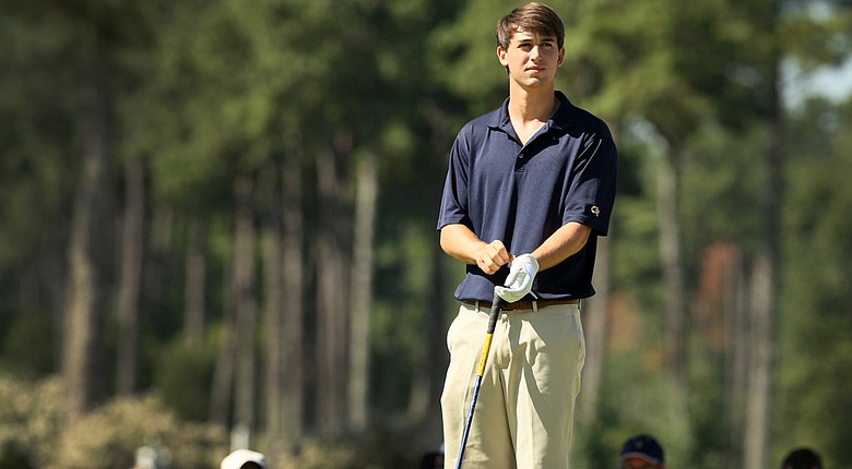 Ollie Schniederjans knocked off Matt Teesdale, 6 and 5, in the Round of 64 at the 2014 U.S. Amateur.