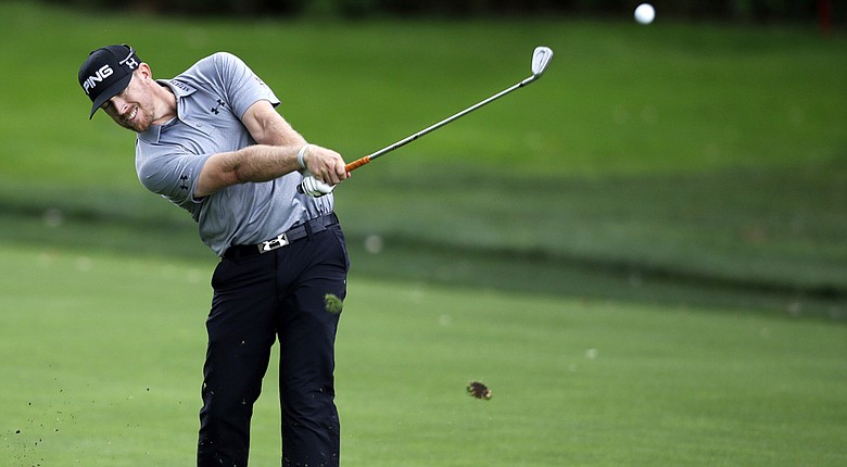 Hunter Mahan started the final round of the Barclays a shot off the lead.