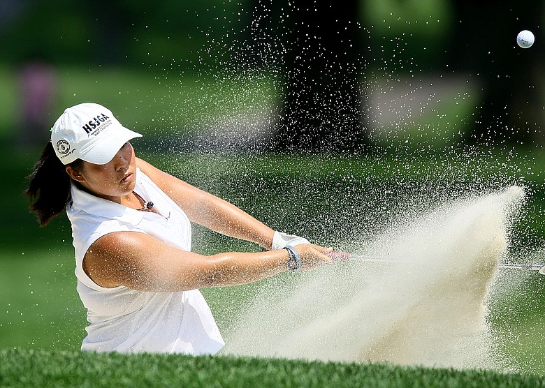 Cassy Isagawa and the Oregon Ducks lead through 36 at the Westbrook Spring Invitational.
