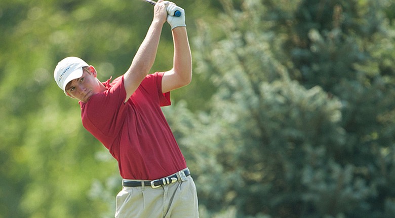 Alabama's Robby Shelton is leading after the second round of the Linger Longer Invitational.
