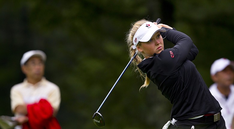 Brooke Henderson is 15 under through three round at the World Amateur Team Championships, helping Canada take the lead.