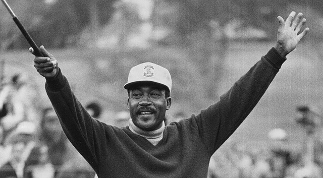 Charlie Sifford during his victory at the 1969 Los Angeles Open. Sifford, now 92, will receive the Presidential Medal of Freedom on Nov. 24.