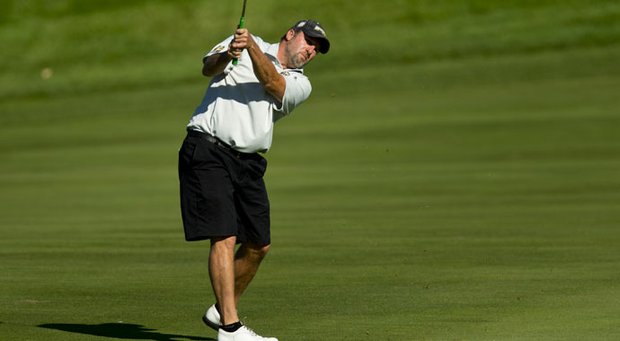 Charlie Blanchard defeated Brad Valois in the Round of 32 at the U.S. Mid-Amateur.