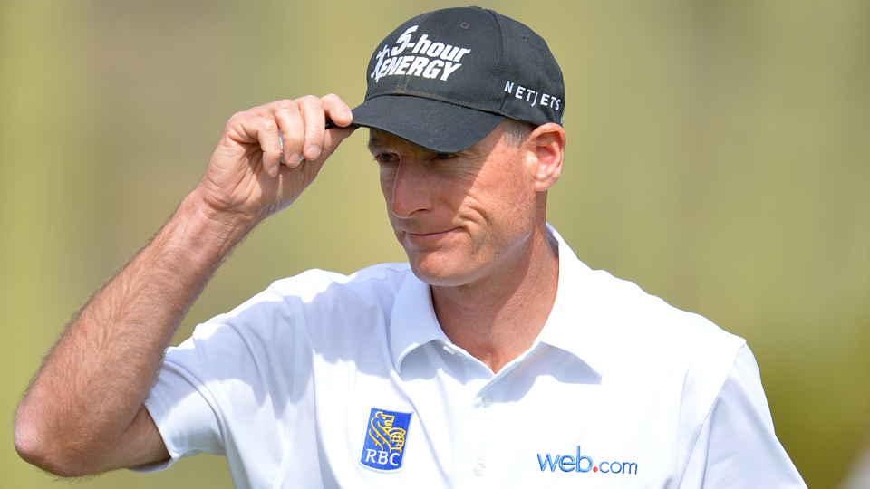 In his 14th start at the Accenture Match Play Championship, Jim Furyk made it to the quarter-finals for the first time. Furyk and Lee Westwood are the only players who has played in 14 of the 16 Accentures. They were both there at the debut in 1999.